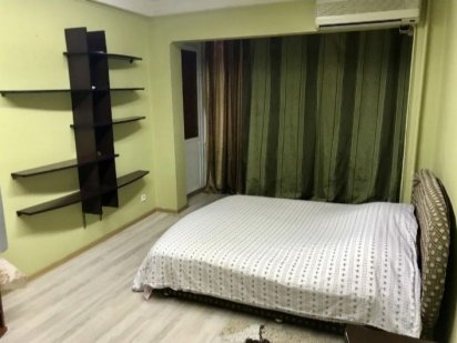 Подобово Севастопольська площа Солом'янський район Київ