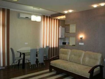 Посуточная аренда 3-х комн. квартиры. Харьков, Алчевских 20/22, центр Харьков