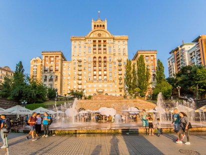 Комфортабельная 3-комнатная квартира в центре на улице Крещатик, 25 Киев