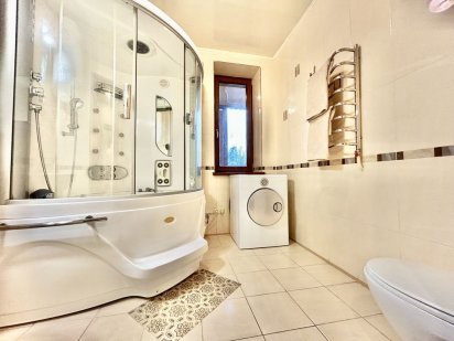 (4)Квартира посуточно с Джакузи , 17 Больница , Прос.Героев Харькова Харьков