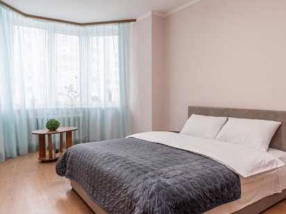 Подобово.Квартира люкс. Ахматова. Новобуд.Позняки.Осокорки.River Mall Киев