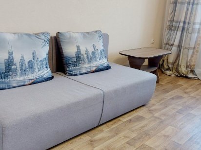 Сдам посуточно 1 комнатную квартиру на Бульваре Славы евроремонт Днепр