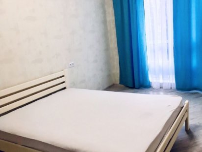 Посуточно сдам квартиру в Новом доме Глушко 22 Одеса