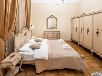 Корольвівські апартаменти, 3 спальні, балкон, парковка закрита. ТОПчик Львів