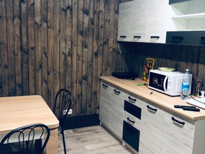 Сдам посуточно 2 комнатную м.Левобережная,Осокорки Березняки Киев