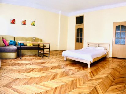 2 кім Квартира біля Оперного театру Львів