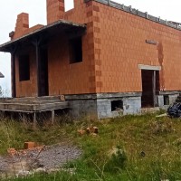 Продам недостроенный дом с озером.Броварской р.н Бровари