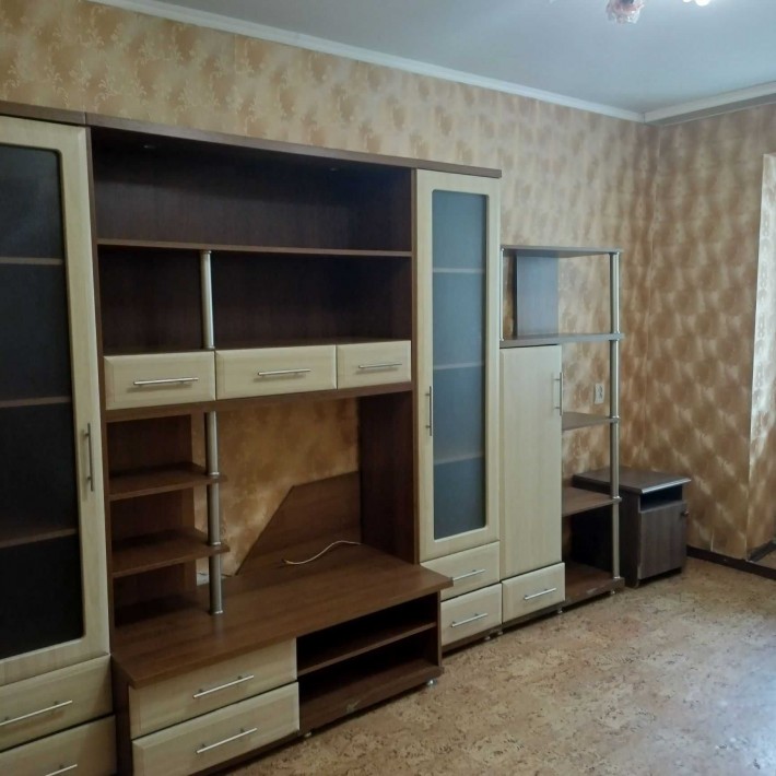 Продаж 2 кімн Г.України (колишня Сталінграда) 55 кв.м. біля зупинки - фото 1