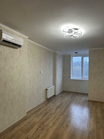 1-но кімнатна квартира в новому, сучасному ЖК з ГОТОВИМ РЕМОНТОМ - фото 1