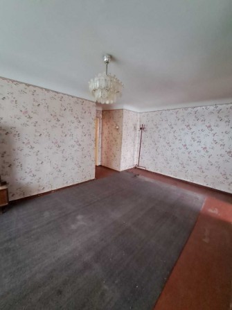 Продам 4-и кімнатну квартиру 62 м2 в центрі Новомиколаївки. - фото 1