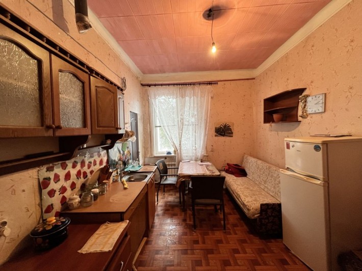 Продам 3 кімнати в гуртожитку район обласної лікарні - фото 1