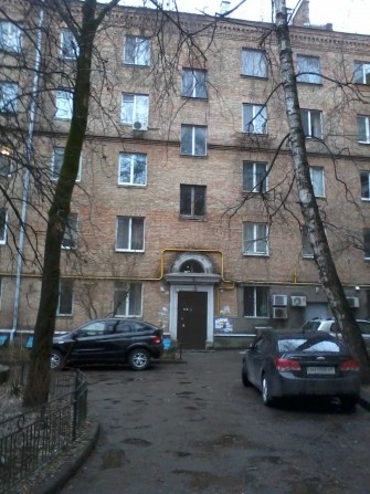 ВЛАСНИК продає кімнату в 3-кімн. кв. (Солом'янська площа.) - фото 1