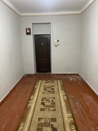 Комната в коммунальной квартире ,сан узел и душ ( личный отдельный ) - фото 1