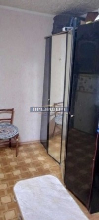 (3-3) Комната на Л. Украинки на среднем этаже! - фото 1