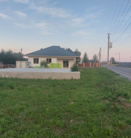 Новий будинок з терасою на Лукавиці, фасадна ділянка - фото 1