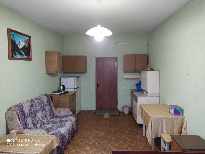 Продам комнату в коммунальной квартире р-н КСК, 5/5 кирп. 18.6 м.кв. - фото 1