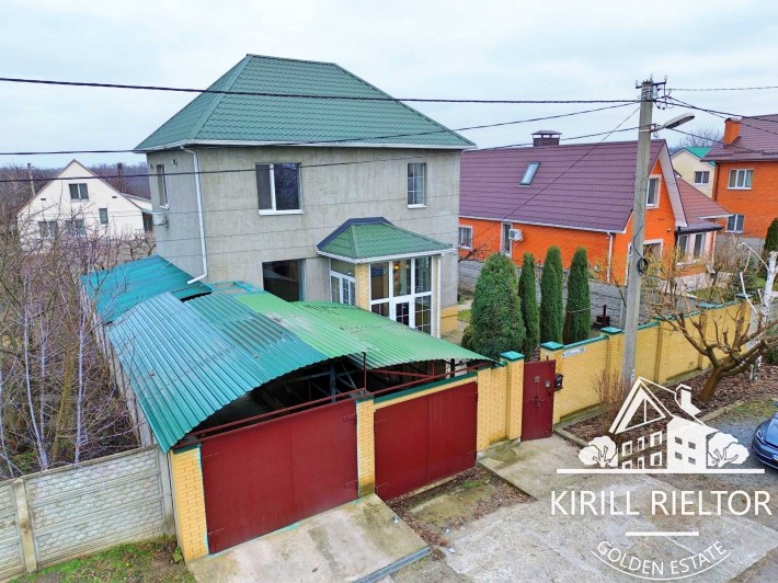 Продается двухэтажный дом с ремонтом по ул. Волошкова (Одинковка) - фото 1