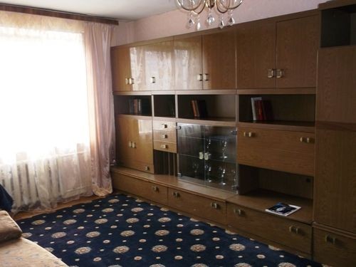Оренда ,БЕЗ КОМИСІІ 1-но кІмнатну квартиру в УкраЇнці. - фото 1