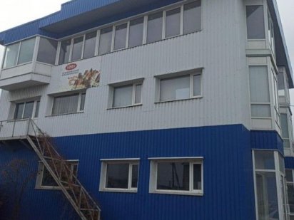 Сдам в аренду базу в г. Изюм 100м от трассы Харьков-Ростов. Ізюм