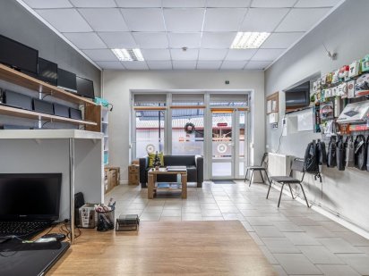 Продам комерцiйне примiщення (офiс, магазин, бiзнес)Центр.Вiд власника Коломия