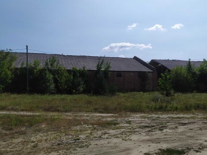 Продам Склад 1200 квадратів з великою тереторією - казарми, військове Славута