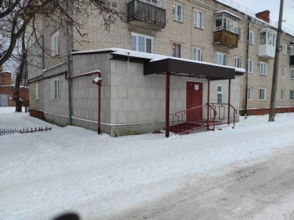 ТЕРМІНОВО! Продам комерційне приміщення, площа 71.7кв.м. Шостка