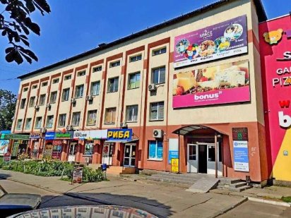 Продаж торгово-офісної будівлі 2343 кв.м, Бровари, С. Москаленка, 25 Бровари