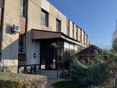 Ціну знижено!Продаж фасадного офісно - виробничої будівлі. Бровари