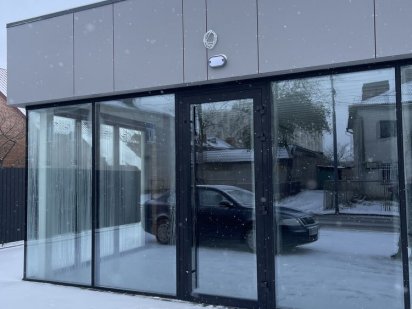 Продам комерціне приміщення вул.Шевченка поруч супермаркет «Сім 23» Луцьк