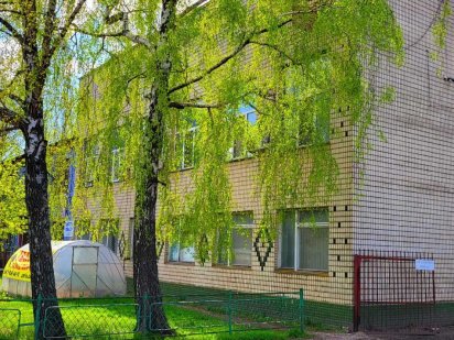 Продається 2-поверхова комерційна будівля — 906 м²,фасад (ціна з ПДВ ) Бровари