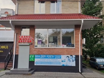 Продам 3х этажное здание в самом лучшем рН города центр рынок 150м Кременчук