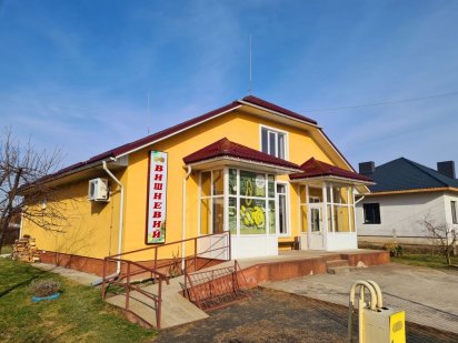 Нерухомість,діюча комерція Луцк