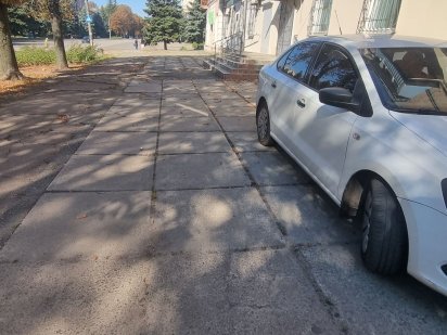 Продаж нежитлового приміщення Івана Сірка, площа Петлякова Кривий Ріг