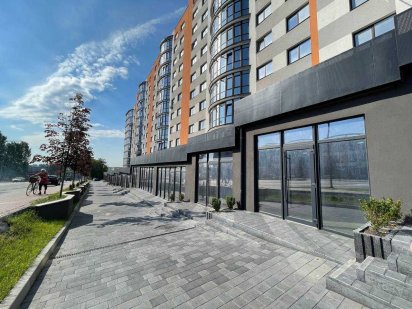 Продаж комерції під бізнес або для здачі в оренду. Без комісії! --у Івано-Франківськ