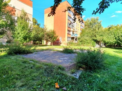 ПРОДАЖ ОБ'ЄКТА-ТЕРИТОРІІ комерційного приміщення по Капушанській 151а Ужгород