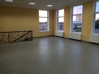 Продажа магазин, салон, офис, IT. Черкаси