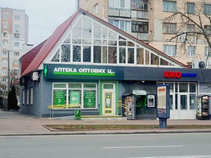 Нежилое офисно-торговое помещение ,центр, пр Победы, фасад.280 м.кв., Чернигов