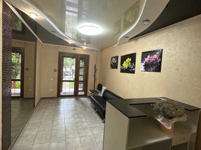 ПОКРОВСЬКИЙ. 70м2. Продам комерцію з РЕМОНТОМ та ТОП - ЦІНОЮ Ровно