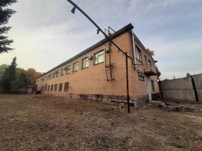 Продаж виробничо-складського комплексу 13 670 кв.м, пр-т Хмельницького Дніпро