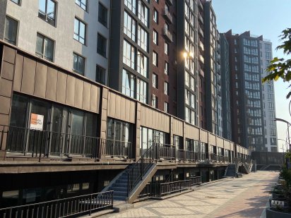 Продам комерційне приміщення,центр,Галицька-Набережн,комерція Княгинин Ивано-Франковск