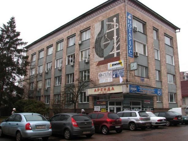 ЕКСКЛЮЗИВ! Продаж бізнес-центру у центрі міста, по вул. Шевченка - фото 1