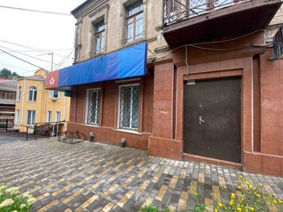 Продаж приміщення вільного призначення на вул. Театральна Винница