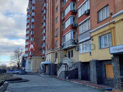 Продам салон, фитнес клуб, спорт-зал зал в Центре Дніпро