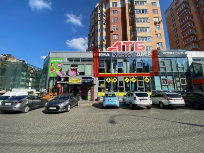 Продаж комерційного приміщення з орендарями! Центральний парк Ірпінь