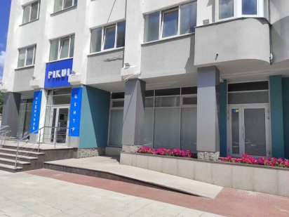 Центр, перший поверх, 90м.кв. вул.Гоголя 219 Черкаси