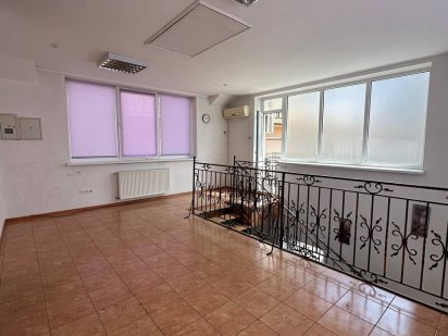 Продаж комерції на Петефі Ужгород