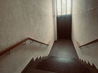 Центр. Продаж 2 поверхового примішення з укриттям Кропивницький