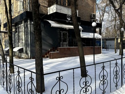 Продам помещение/офис/магазин Металлургов (от хозяина)