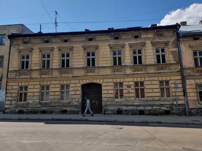 Будинок під реставрацію в історичній частині Львова - фото 1