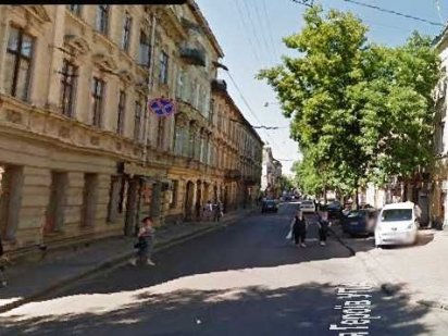 Продаж магазину: вул. Героїв УПА (Ст. Бандери) Львів